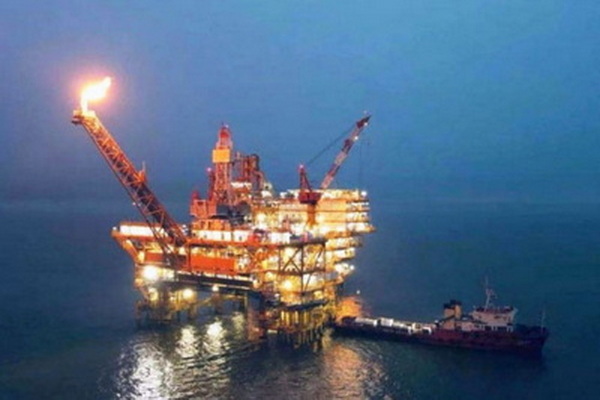 Guidati attraverso il sistema di produzione di giacimenti petroliferi offshore